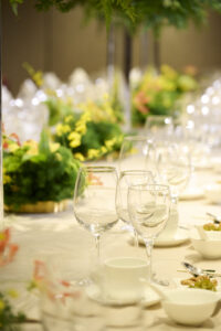 Tableware and flowers for a private event
