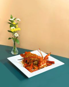 Bi Feng Tang stir-fried Australian lobster with deep fried garlic and preserved black bean - Li Bai Restaurant Australian lobster promotion, Cantonese fine dining, Sheraton Towers Singapore